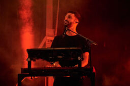 Concert, Rouquine