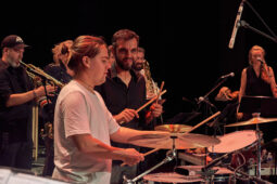 Pan Vaca, Concert