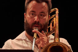 Pan Vaca, Concert