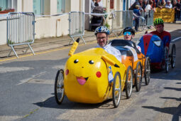 Voiture à pédales, Course, Pikachu, Lucky Luke, Spiderman