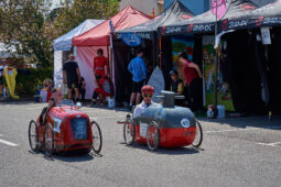 Voiture à pédales, Course, Austin, Sous-marin