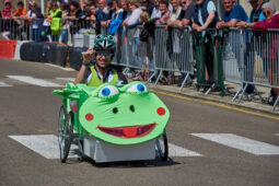 Voiture à pédales, Grenouille