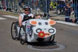 Voiture à pédales, Vache