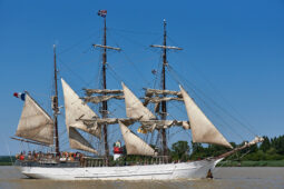 Débord de Loire, Evenement, Bateau, Le Francais