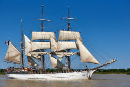 Débord de Loire, Evenement, Bateau, Le Francais