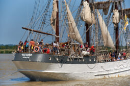 Débord de Loire, Evenement, Bateau, Le Francais