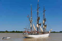 Débord de Loire, Evenement, Bateau, Le Francais