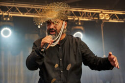 Aurus, Concert