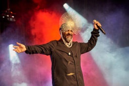 Aurus, Concert