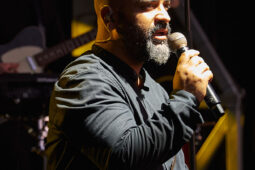 Aurus, Concert