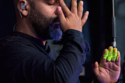 Aurus, Concert