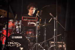 Aurus, Concert