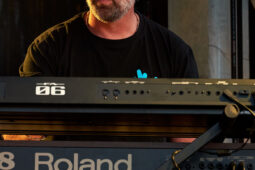 Concert, Positive Roots Band