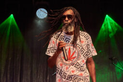 Concert, Positive Roots Band