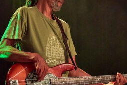 Concert, Positive Roots Band