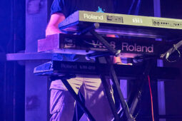Concert, Positive Roots Band