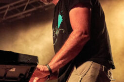Concert, Positive Roots Band