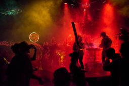 Cie Sapage Nocturne, Concert, Public