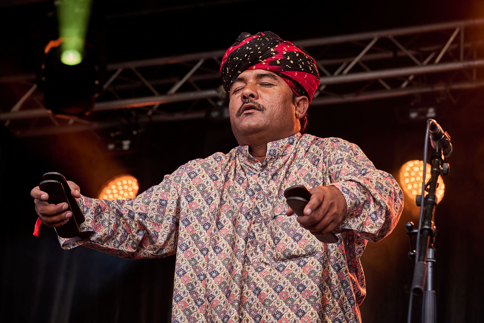 Hamza Rahimtula & Rajasthan Folkstars