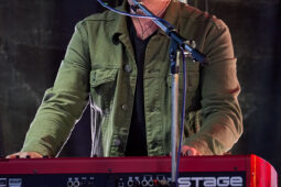 No More Winters, Concert