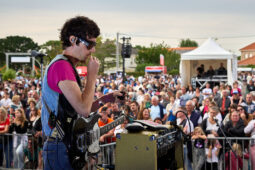 Public, Val Que Dalle, Concert