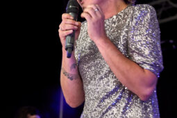 Val Que Dalle, Concert