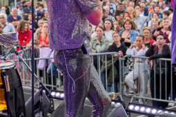 Public, Val Que Dalle, Concert