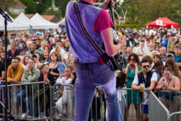 Public, Val Que Dalle, Concert