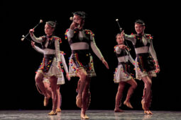 Folklore, Moldavie, Juventa (Moldavie), Spectacle