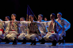 Folklore, Moldavie, Juventa (Moldavie), Spectacle