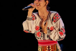 Folklore, Moldavie, Juventa (Moldavie), Spectacle