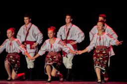 Folklore, Moldavie, Juventa (Moldavie), Spectacle