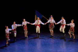 Folklore, Moldavie, Juventa (Moldavie), Spectacle