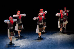 Folklore, Moldavie, Juventa (Moldavie), Spectacle