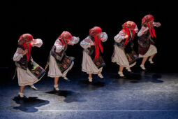 Folklore, Moldavie, Juventa (Moldavie), Spectacle