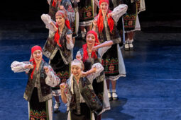 Folklore, Moldavie, Juventa (Moldavie), Spectacle