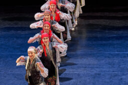 Folklore, Moldavie, Juventa (Moldavie), Spectacle