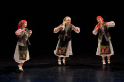 Folklore, Moldavie, Juventa (Moldavie), Spectacle