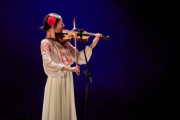 Folklore, Moldavie, Juventa (Moldavie), Spectacle