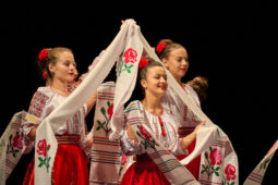 Folklore, Moldavie, Juventa (Moldavie), Spectacle