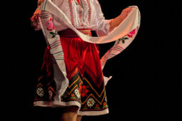 Folklore, Moldavie, Juventa (Moldavie), Spectacle