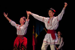 Folklore, Moldavie, Juventa (Moldavie), Spectacle