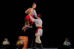 Folklore, Moldavie, Juventa (Moldavie), Spectacle