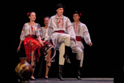 Folklore, Moldavie, Juventa (Moldavie), Spectacle