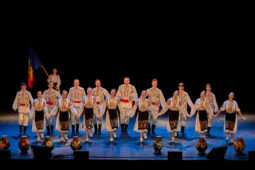 Folklore, Moldavie, Juventa (Moldavie), Spectacle
