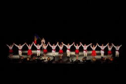 Folklore, Moldavie, Juventa (Moldavie), Spectacle