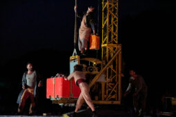 Minuit Compagnie, Spectacle