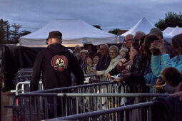 Concert, Elmer Food Beat, Public