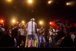 Concert, Elmer Food Beat, Public