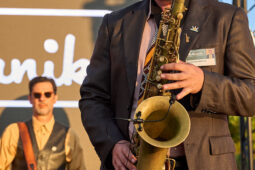 Concert, Volkanik, Orientation, Portrait